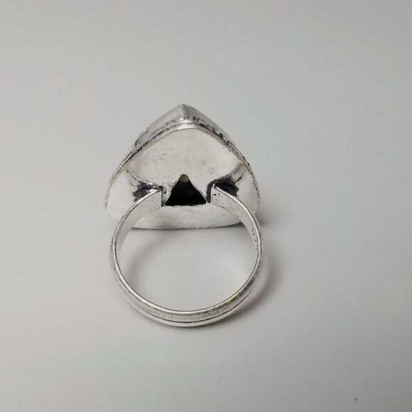 Vintage Marbled Stone Ring, Brown and White Triangle, Bezel Set Silver Tone Band - Picture 4 of 9